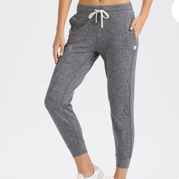 Vuori Performance Joggers Heathered Gray